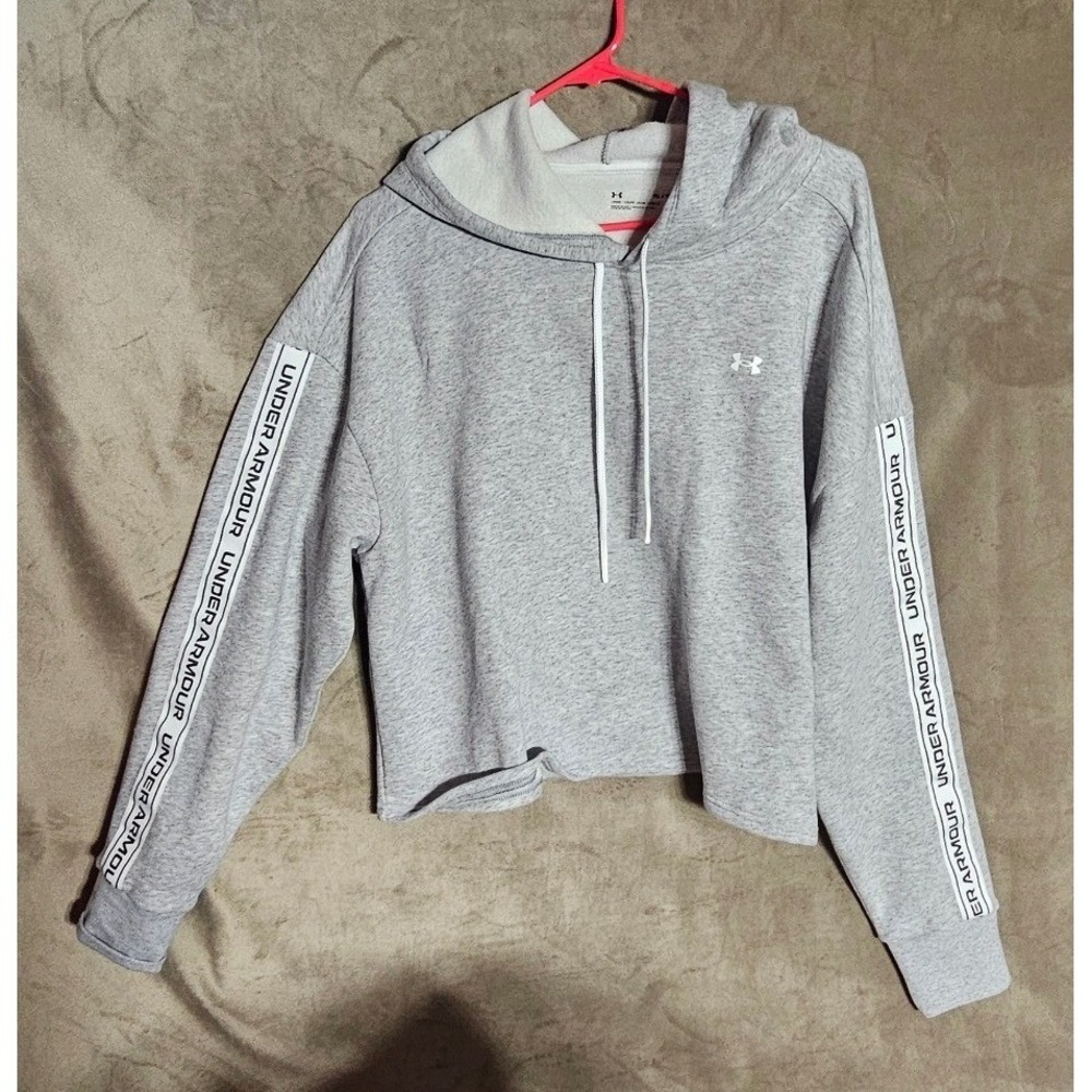 Under Armour Womens XL Gray Logo Tape Cropped Hoodie Loose Fit Fleece Sweatshirt